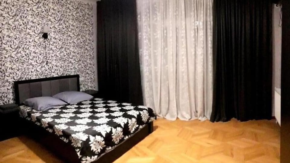 GNT+ Bed and Breakfast in Tbilisi, Georgia