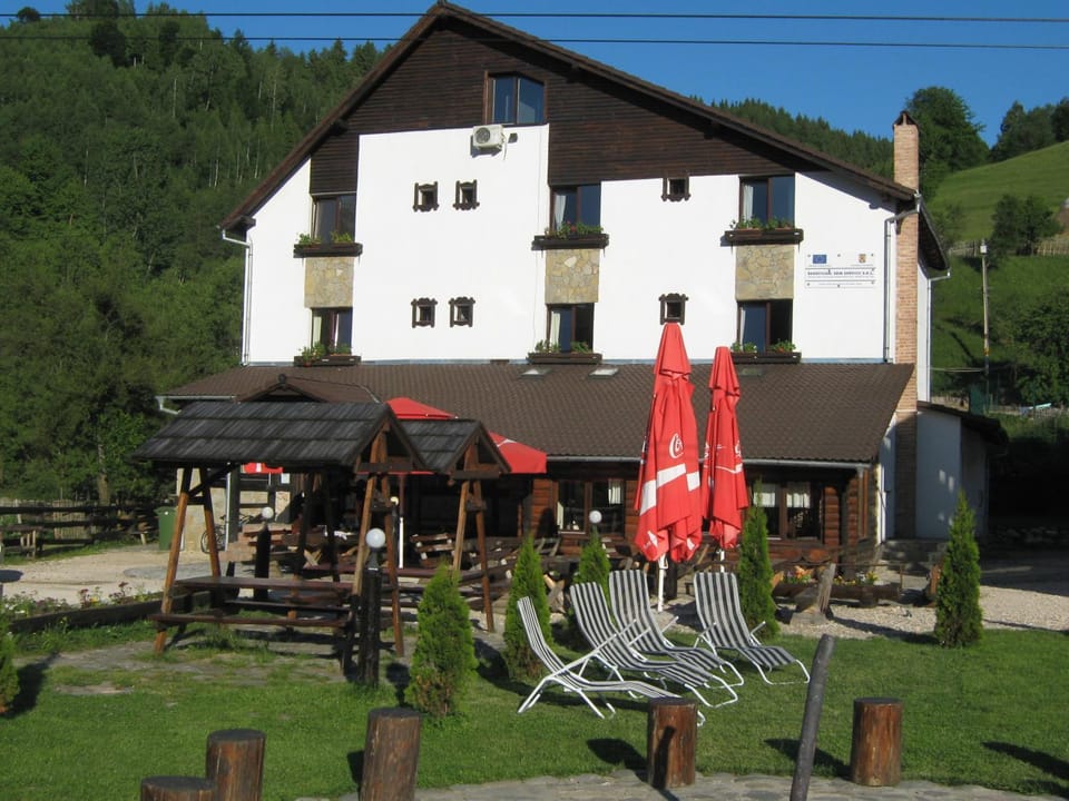 Pension Podul Turcului Bed and Breakfast in Brașov County
