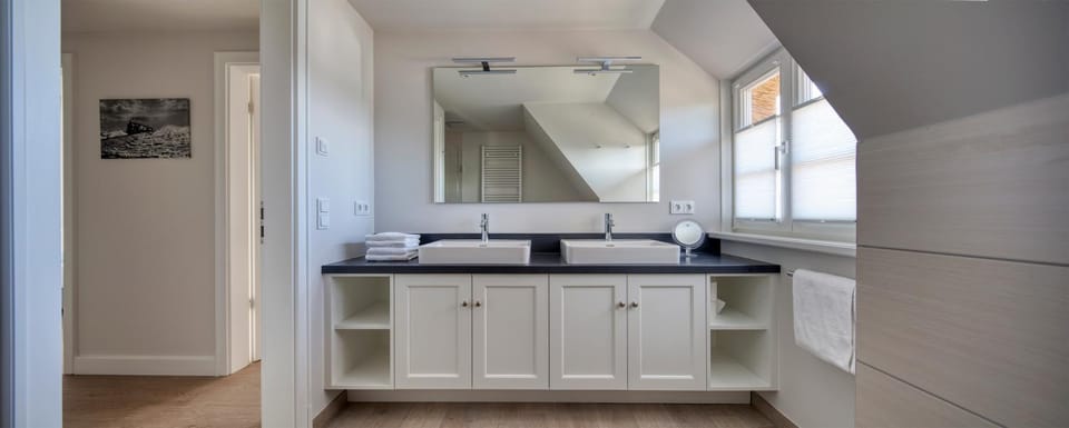 Rantum Dorf - Ferienappartments im Reetdachhaus 3 & 4 Apartment in Sylt