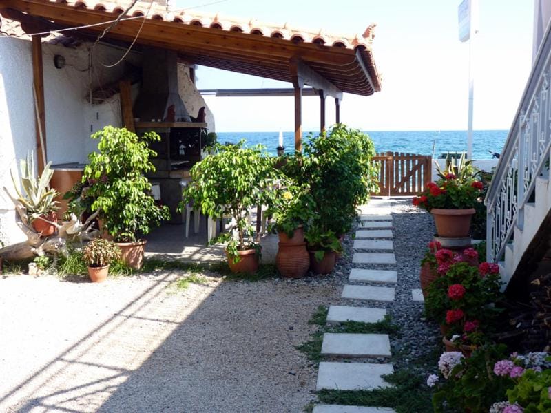 Manthos Sea View Apartment in Argolis, Greece