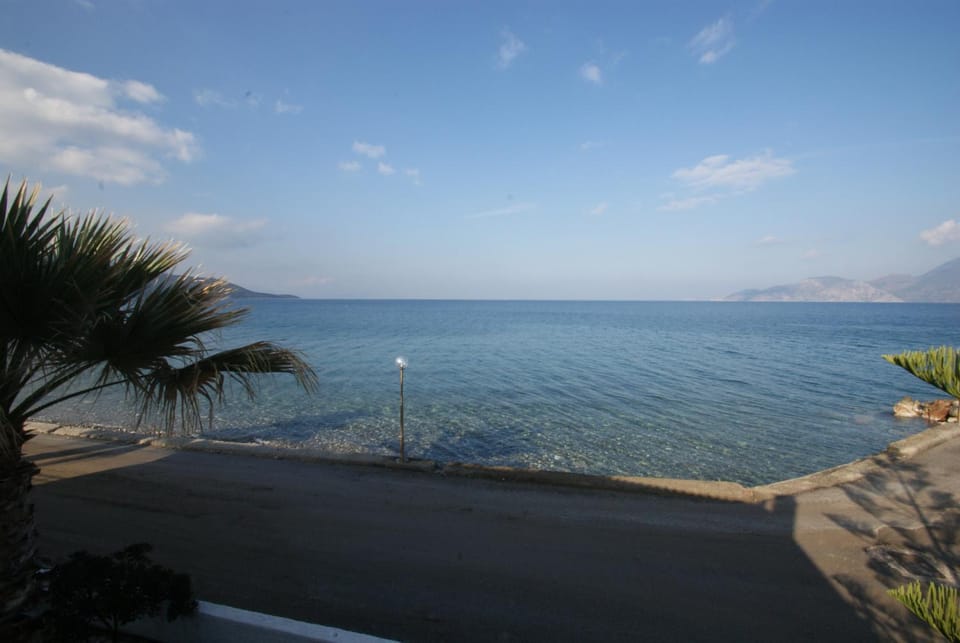 Manthos Sea View Apartment in Argolis, Greece