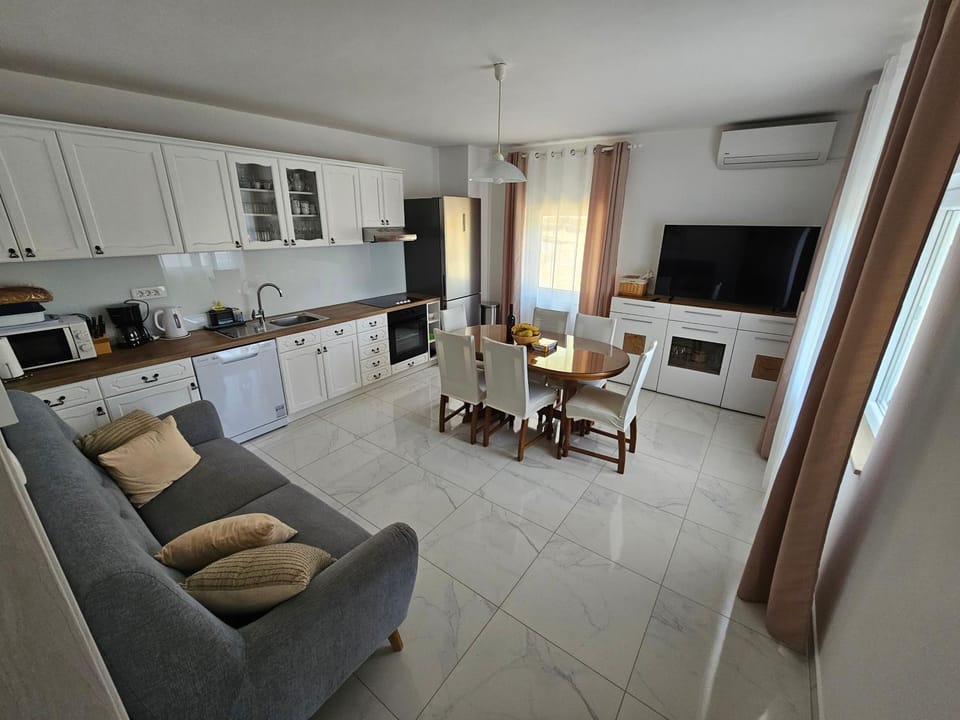Holiday house Tunjarice House in Šibenik-Knin County, Croatia