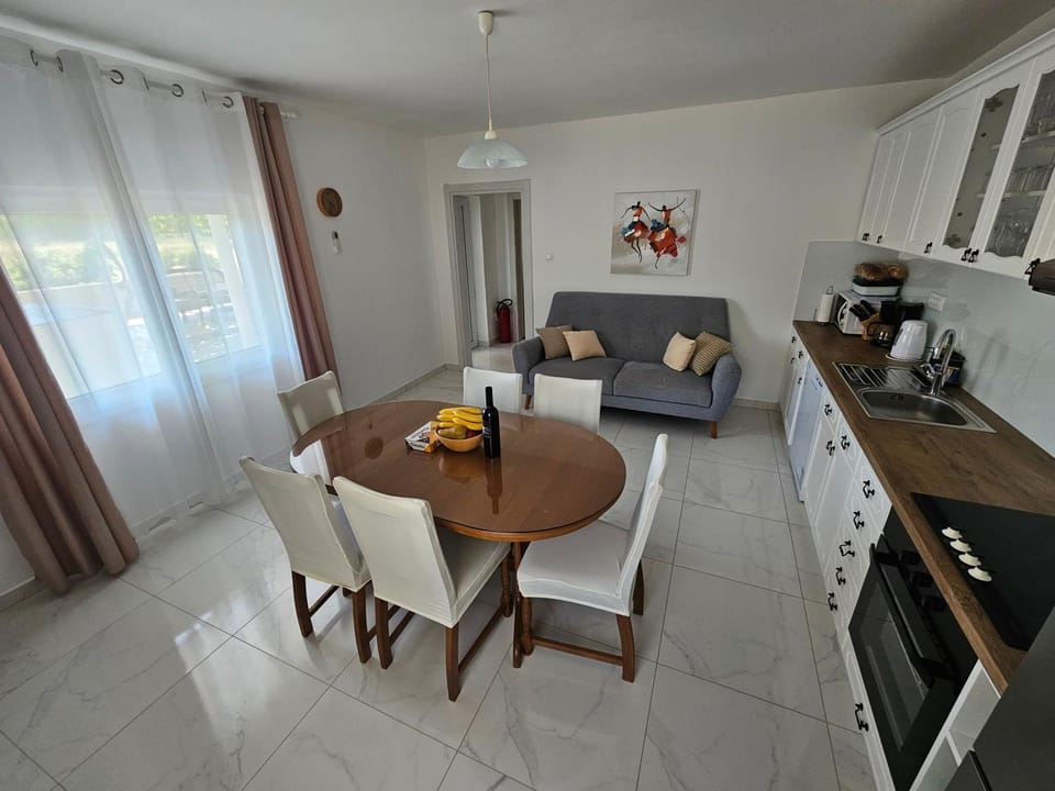 Holiday house Tunjarice House in Šibenik-Knin County, Croatia