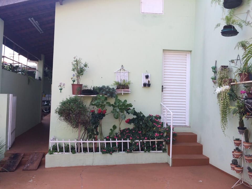 Facade/entrance, Garden, Balcony/Terrace, Pets