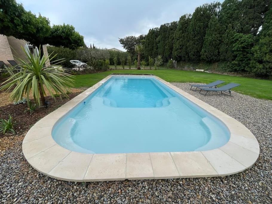 Villa au calme avec piscine chauffée Villa in Provence-Alpes-Côte d'Azur