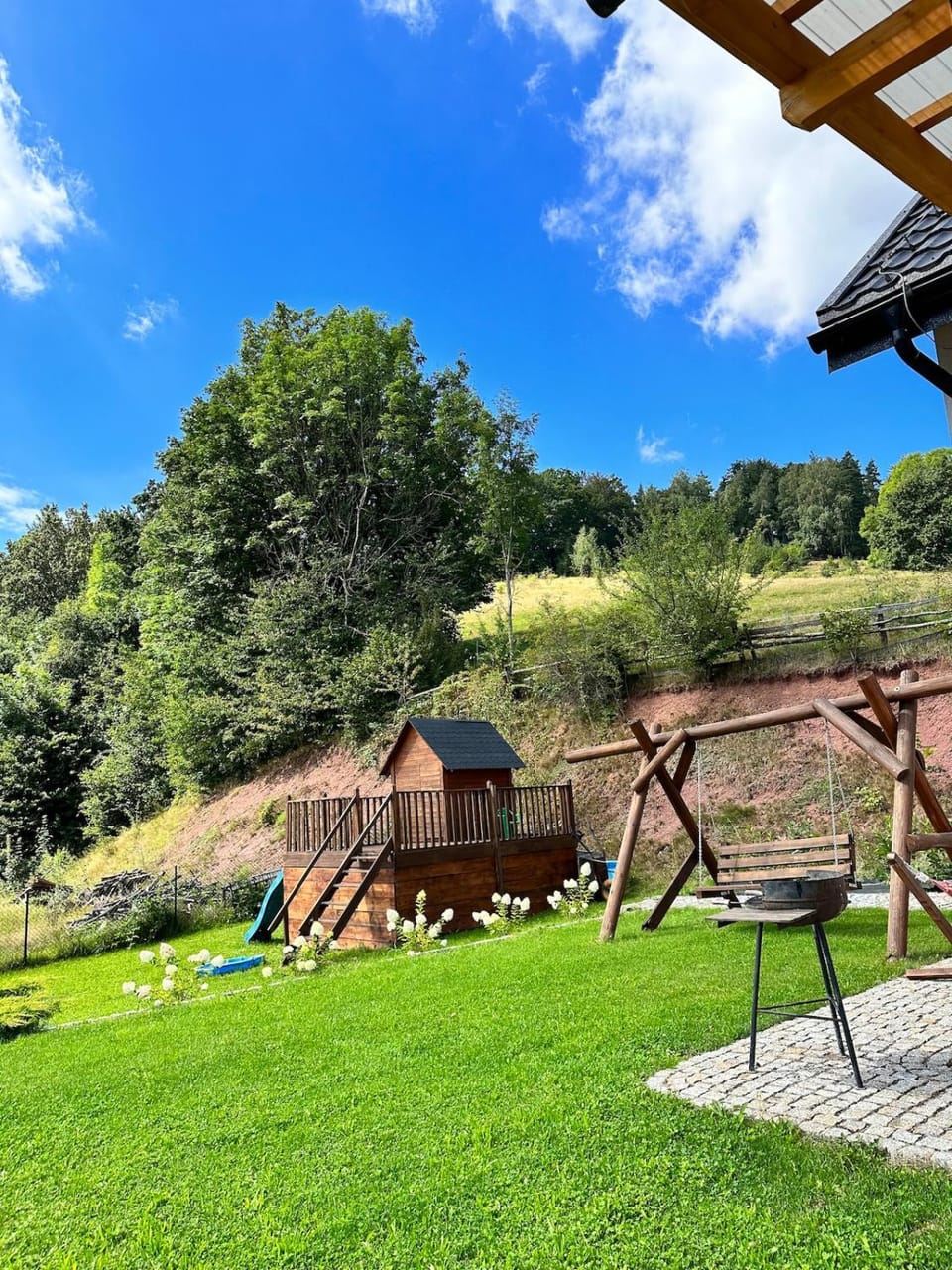 Domek u Beaty House in Lower Silesian Voivodeship