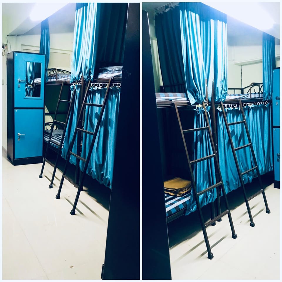 Ashirwad Guest House (Male Only) Bed and Breakfast in Pune
