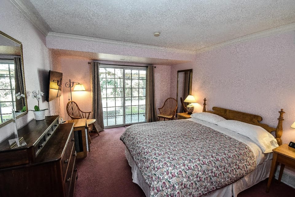 Blairpen House Country Inn Bed and Breakfast in Niagara-on-the-Lake