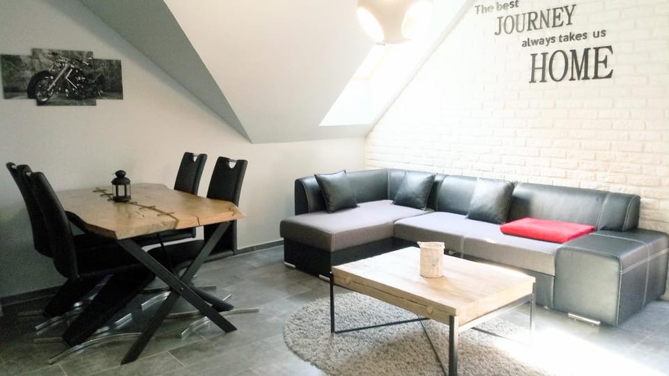 Apartament LUX Apartment in Lower Silesian Voivodeship