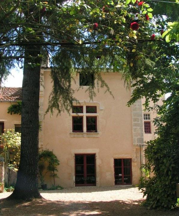 La Maison Arouet House in Nouvelle-Aquitaine
