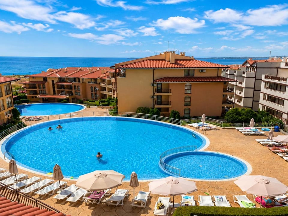 Natural landscape, Swimming pool