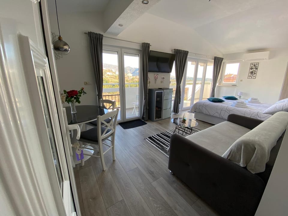 Ana Marija Apartment in Šibenik-Knin County, Croatia