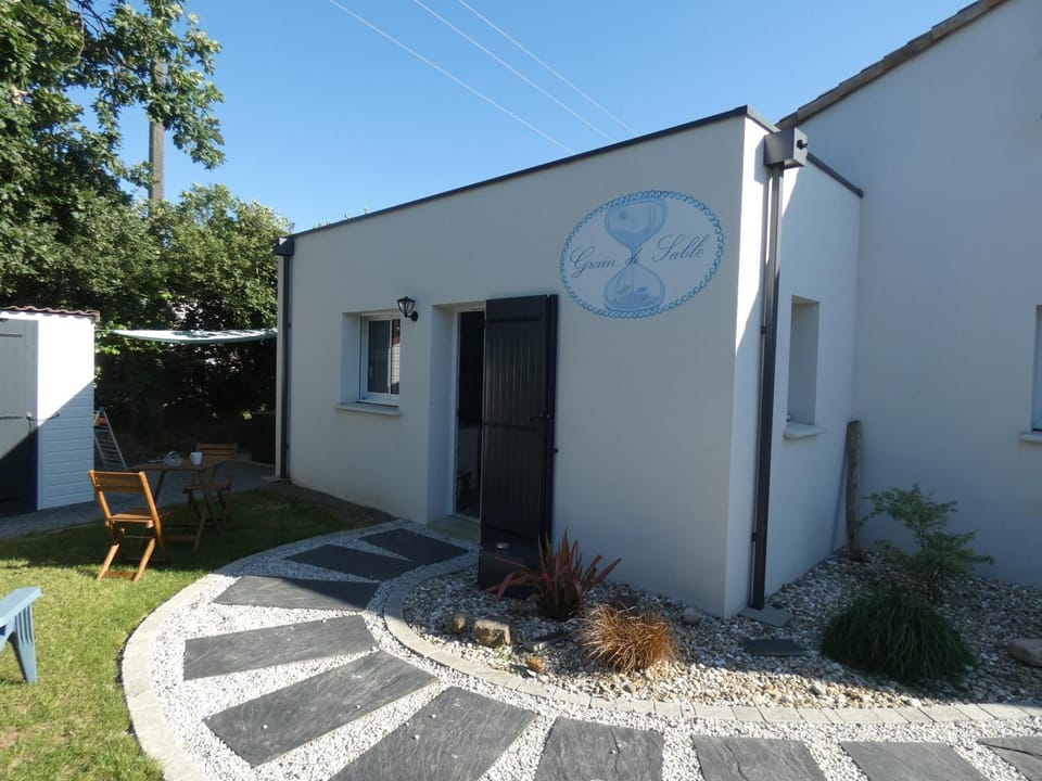 Grain de Sable et son Jacuzzi House in Talmont-Saint-Hilaire