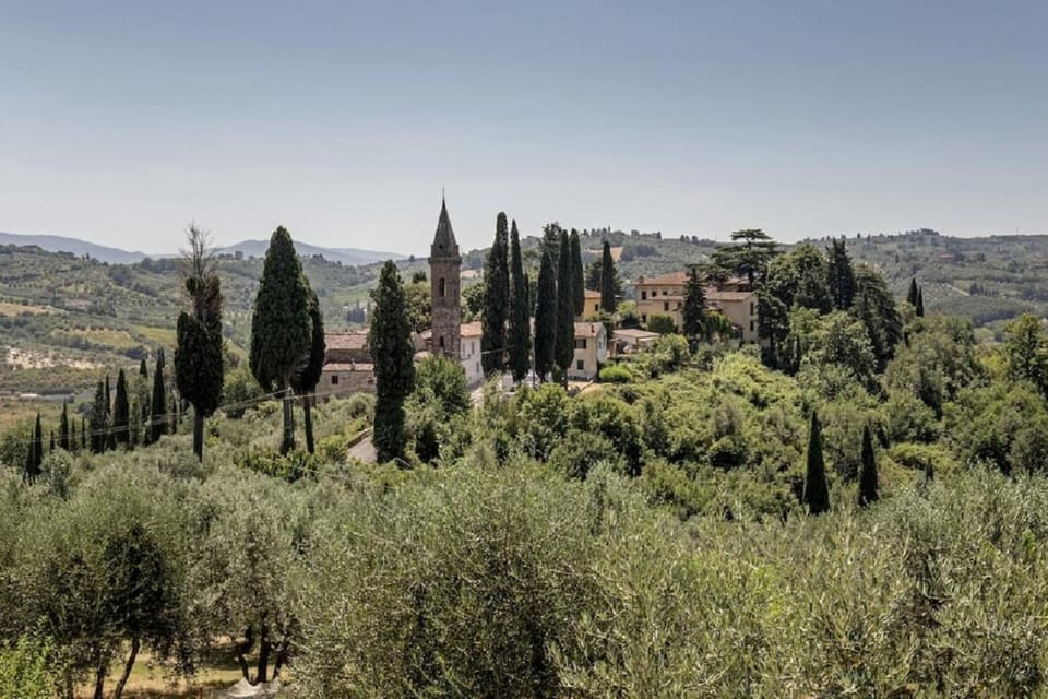 Nearby landmark, Neighbourhood, Natural landscape, Bird's eye view, View (from property/room), Hiking, Street view