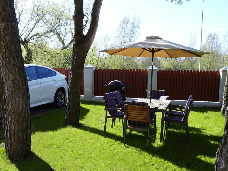 Property building, Area and facilities