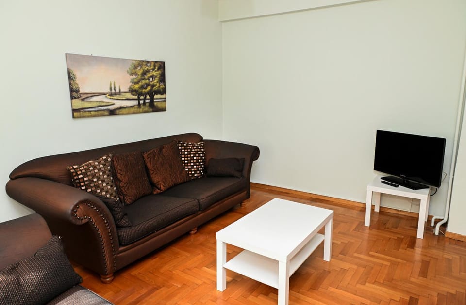 Amazing house with private backyard House in Alexandroupoli