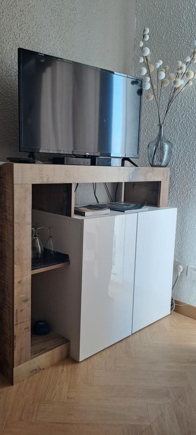 Darmaillacq Studio avec balcon, parking, Netflix Apartment in Pays de la Loire