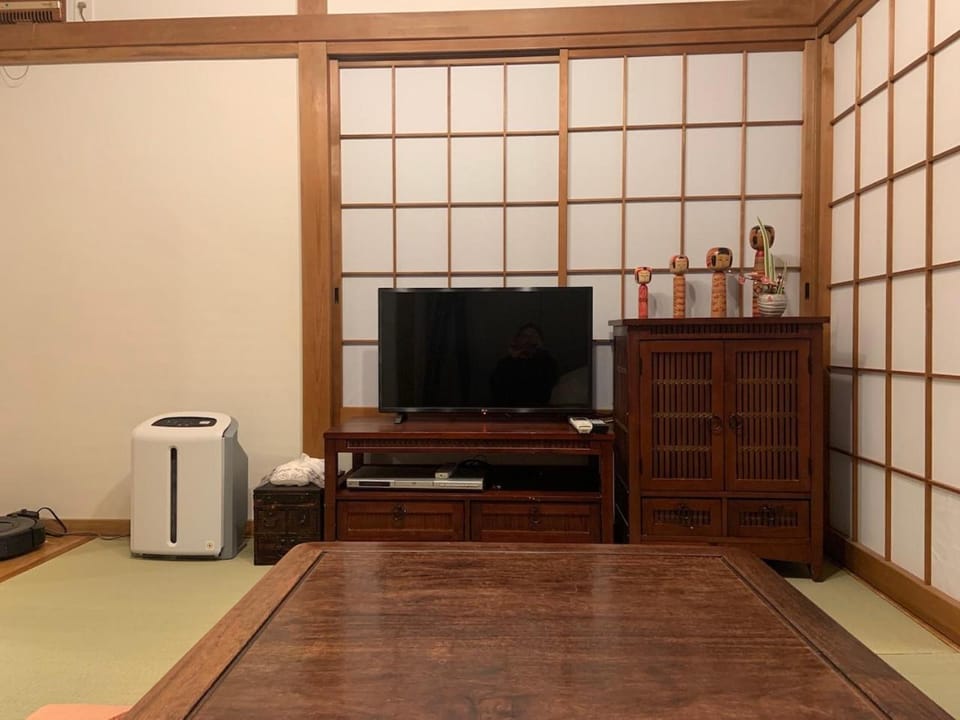 Yokohama HY House Bed and Breakfast in Yokohama