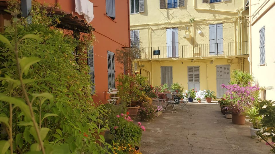 Le Tivoli Apartment in Cannes