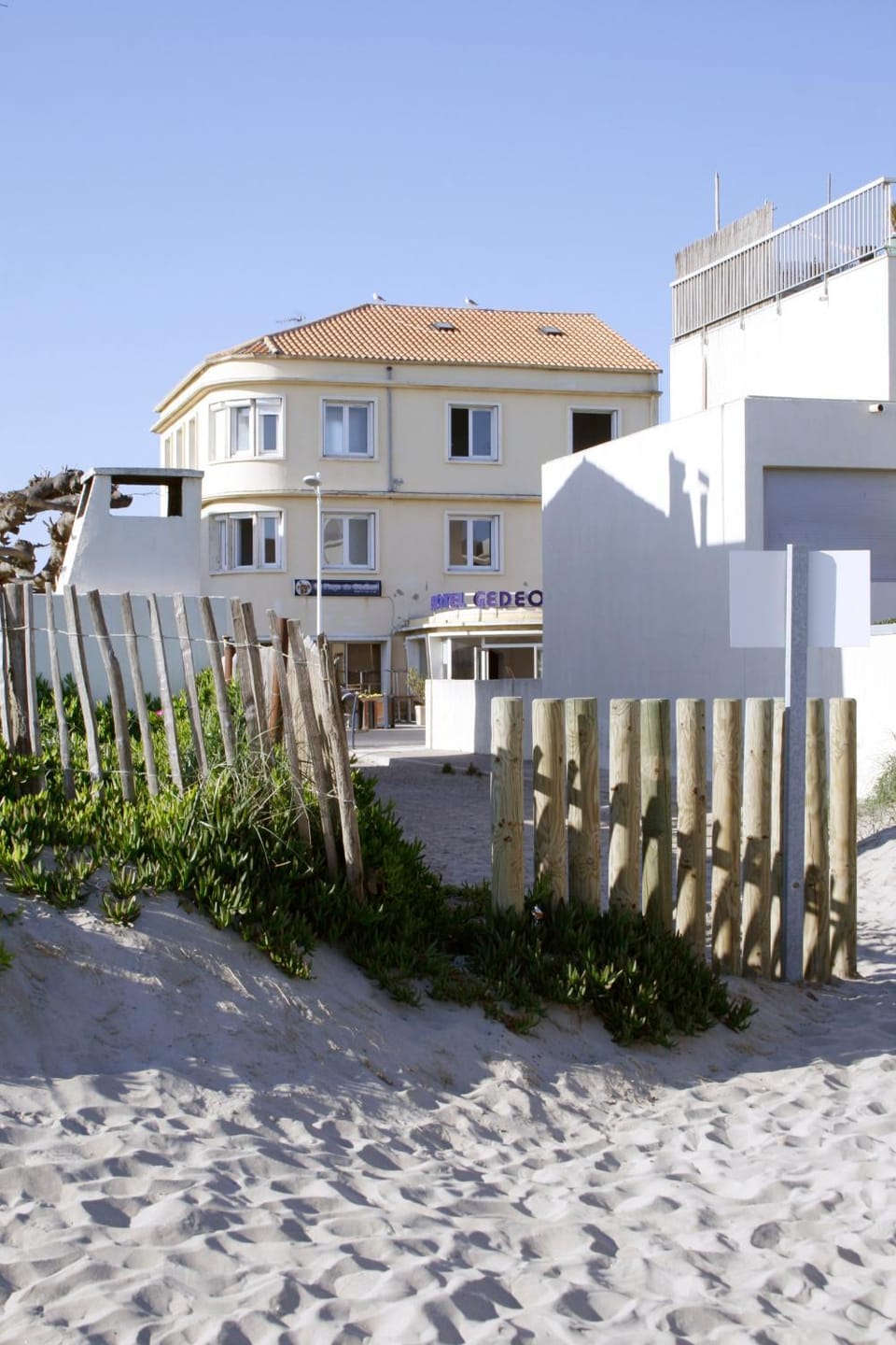 Property building, Day, Natural landscape