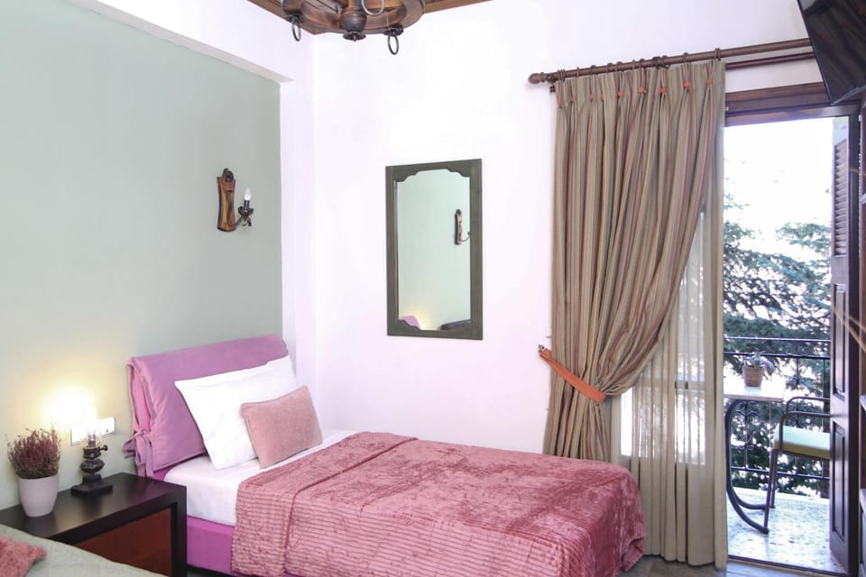 Guesthouse Alexandra Bed and Breakfast in Peloponnese, Western Greece and the Ionian