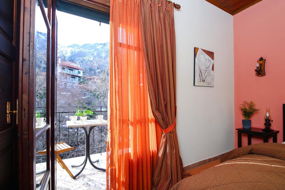 Guesthouse Alexandra Bed and Breakfast in Peloponnese, Western Greece and the Ionian