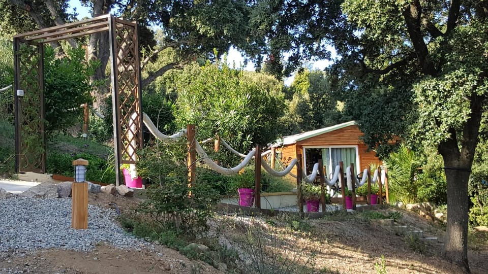 Le petit chalet Chalet in Corsica