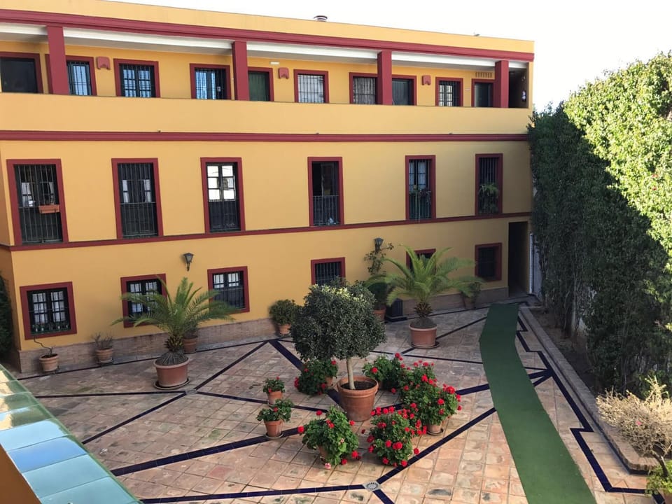 Property building, Bird's eye view, View (from property/room), Area and facilities