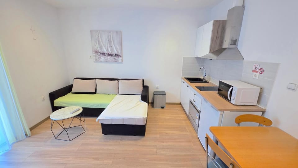 Living room, kitchen