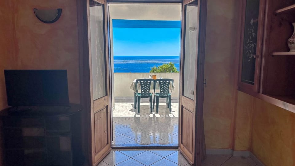 Balcony/Terrace, Living room, Sea view
