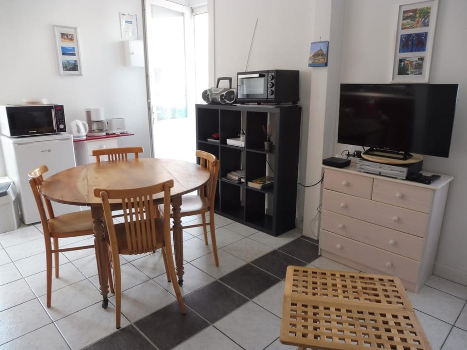 La Chaloupe Apartment in Normandy