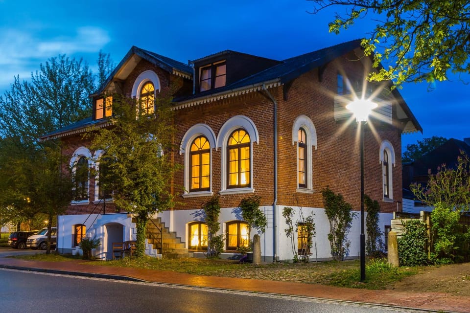 Property building, Night