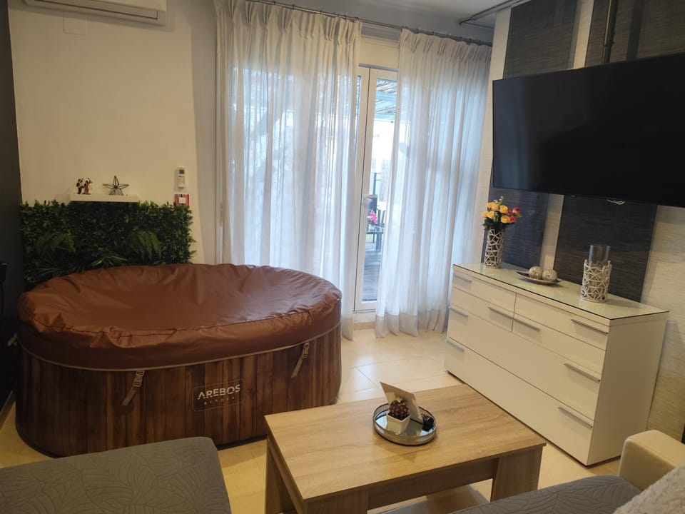 ÁTICO RILQUE, Apartamentos Independientes con Jacuzzi Privado y Terraza en Ronda Apartment in Ronda