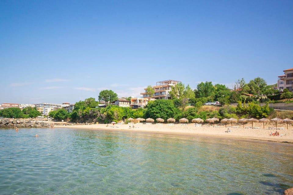 Property building, Beach, Sea view