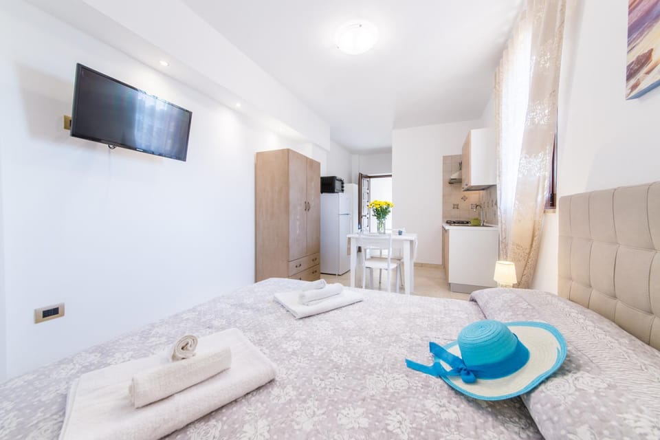 TV and multimedia, Bedroom