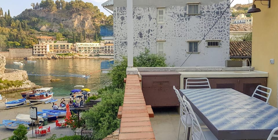 Patio, Balcony/Terrace, Dining area, Sea view