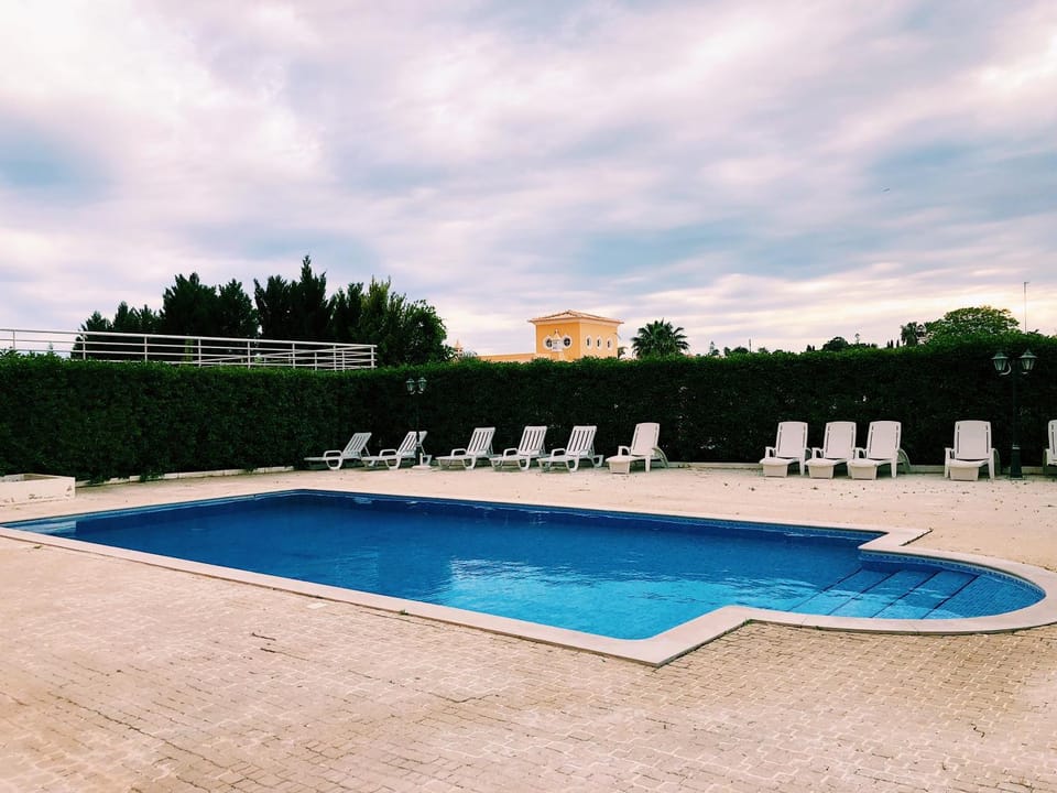 Swimming pool, Swimming pool