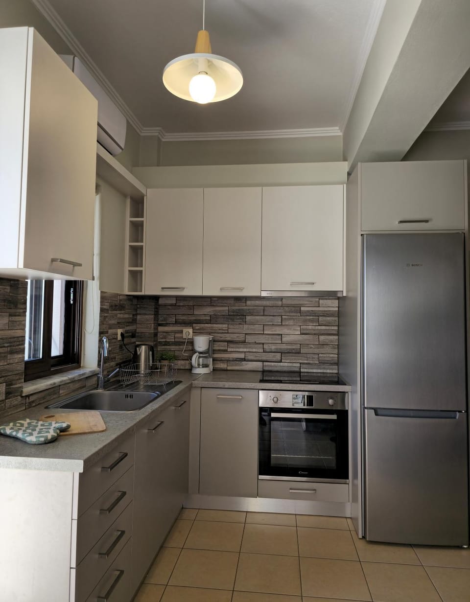 Emily's House Apartment in Kissamos