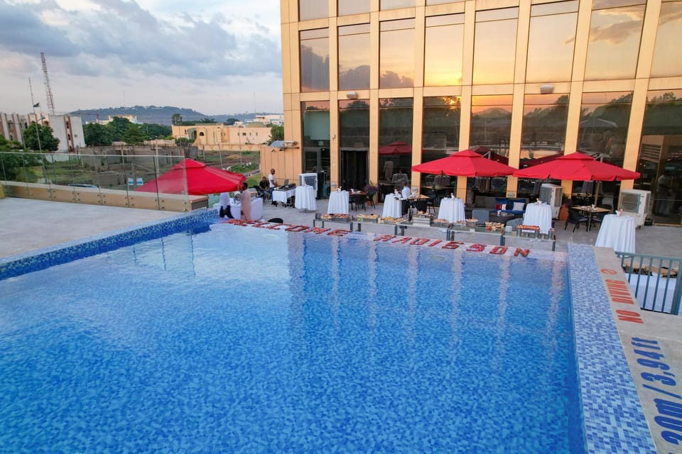 Pool view, Swimming pool