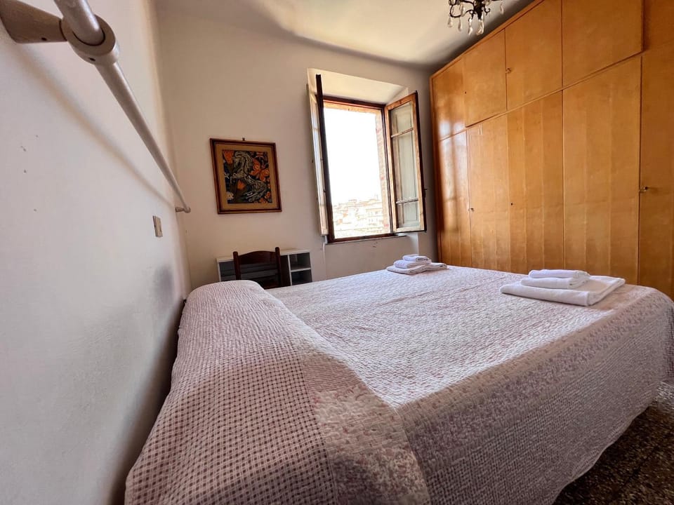 Bed, Photo of the whole room, Bedroom, wardrobe