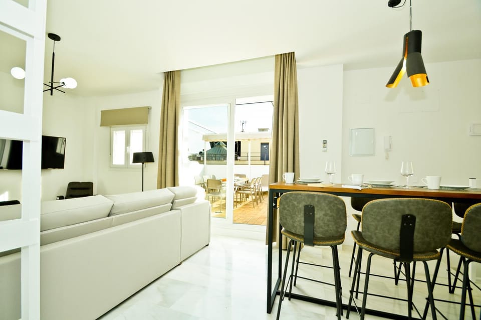 Living room, Seating area, Dining area