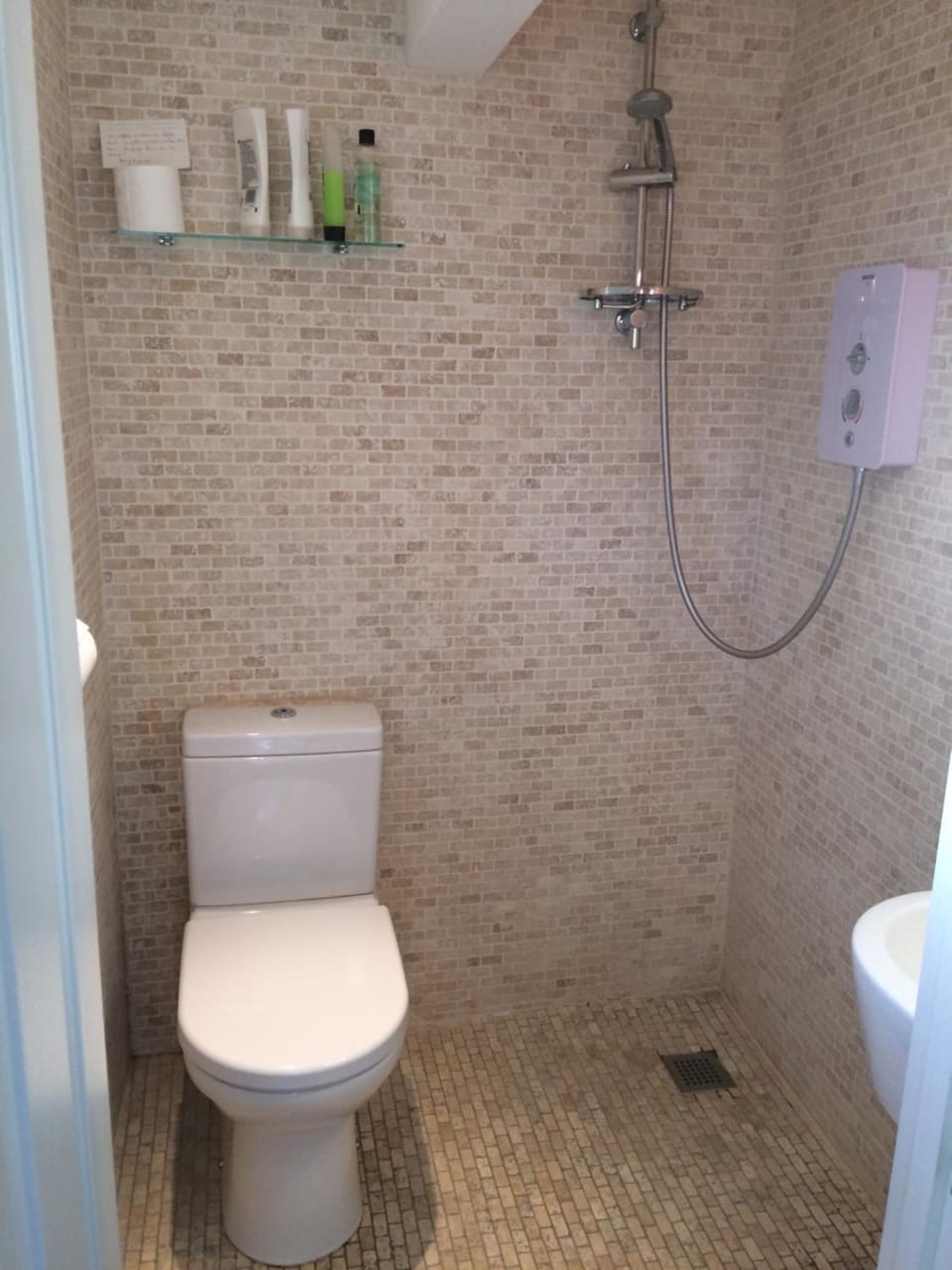 Shower, Toilet