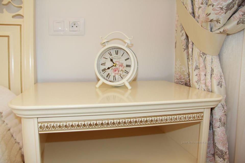 Decorative detail
