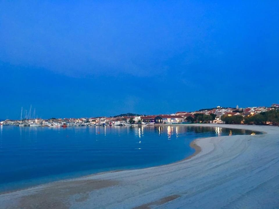 Neighbourhood, Natural landscape, Beach, Hiking