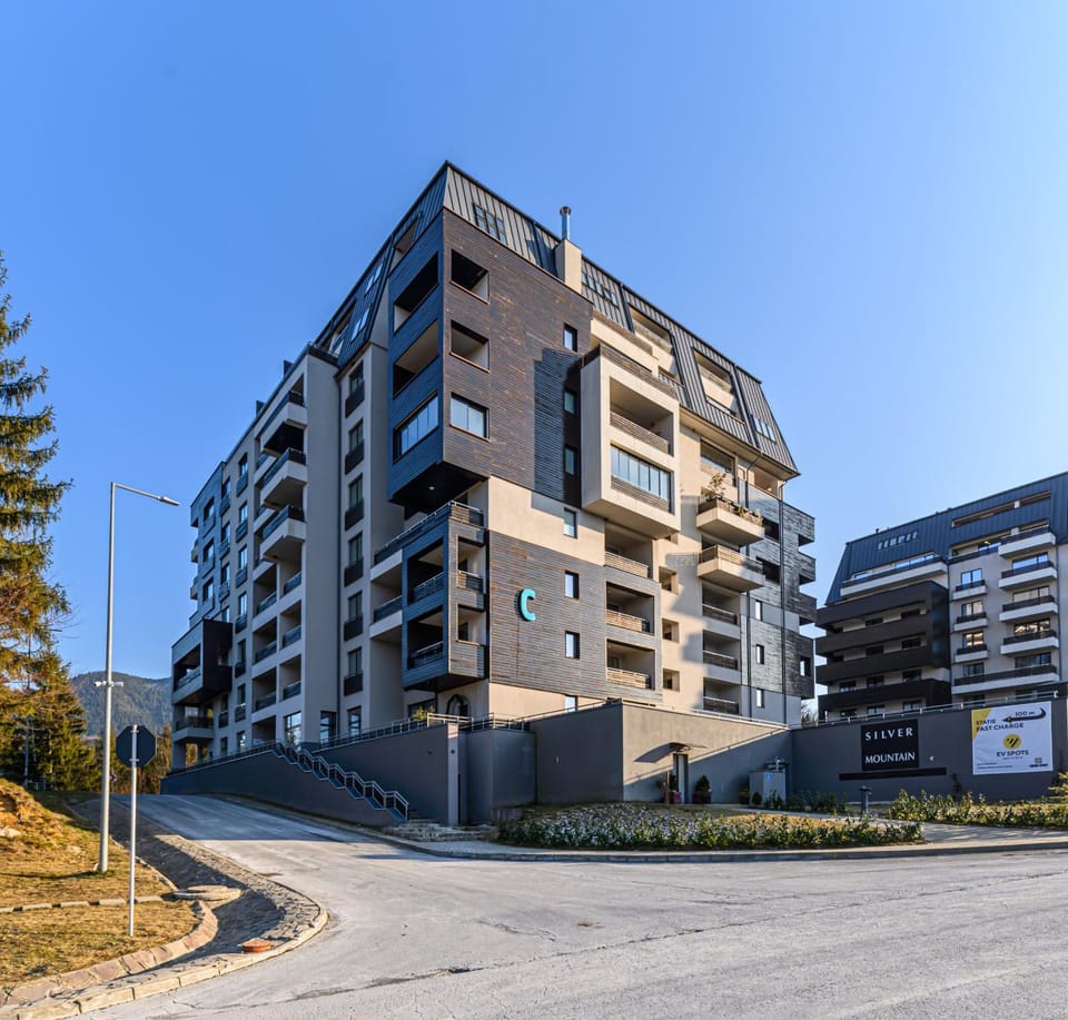 Property building, Neighbourhood, Street view