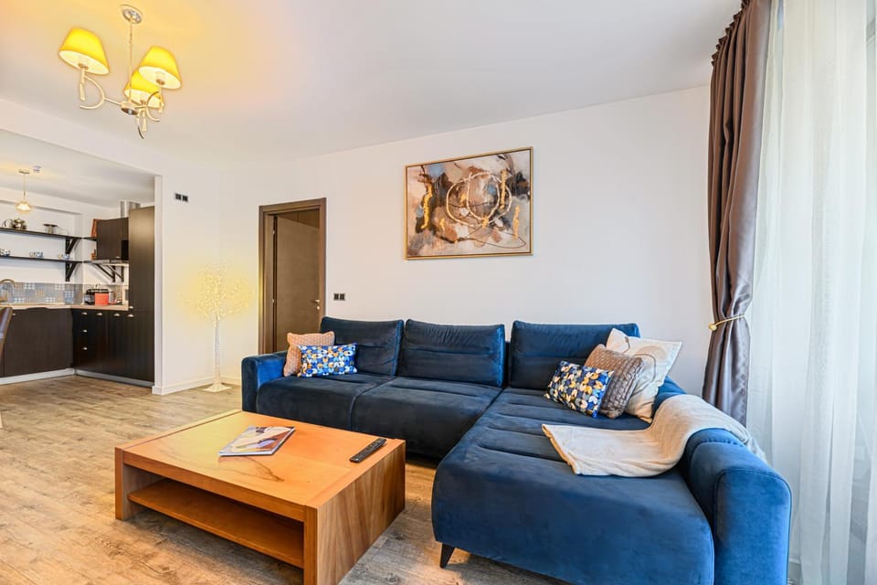 Kitchen or kitchenette, Living room, Seating area