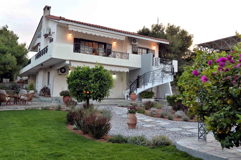 Property building, Garden