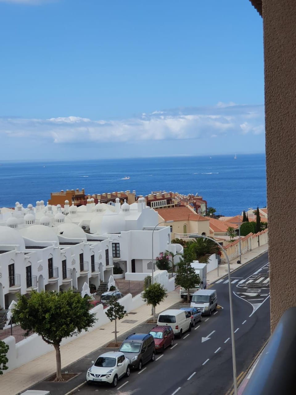 View (from property/room), Sea view, Street view