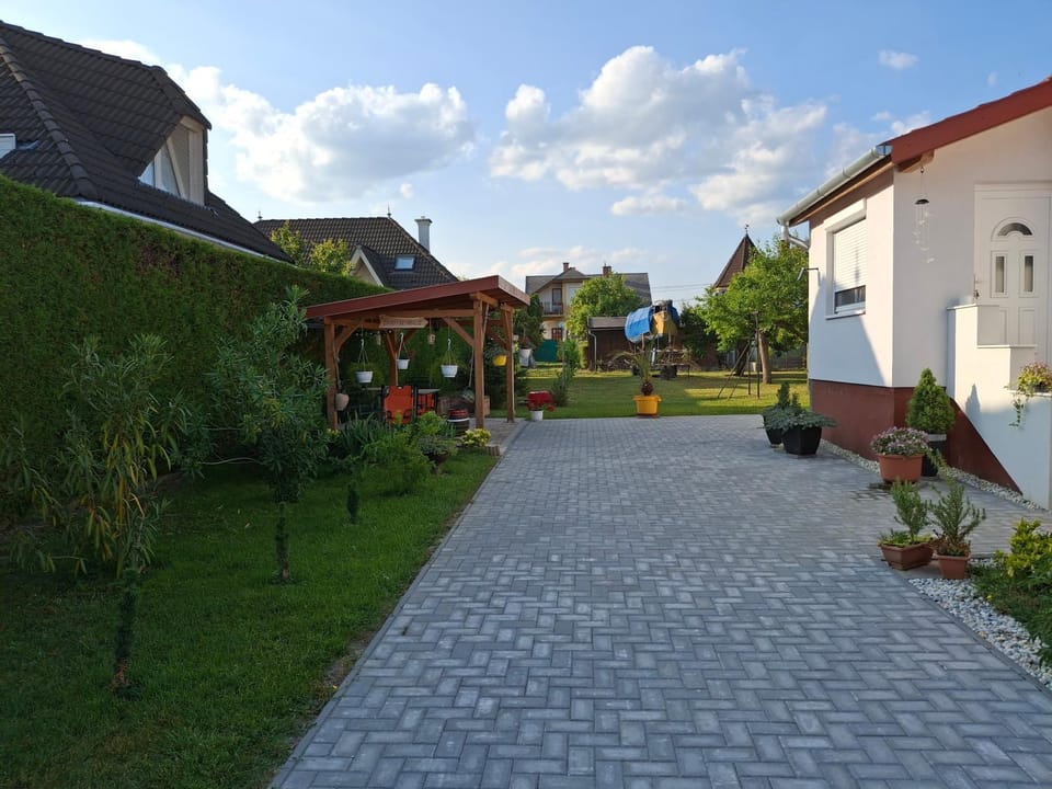 Zámor Nyaraló House in Hungary