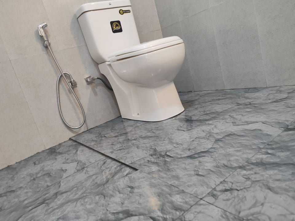Toilet, Bathroom